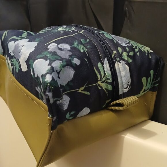 New Zippy Cosmetics Toiletries Travel Bags X-large Faux Leather & Fabric western - Picture 3 of 16